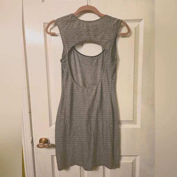 American Apparel Size L Black and Grey Striped Jersey Dress - Picture 2 of 3